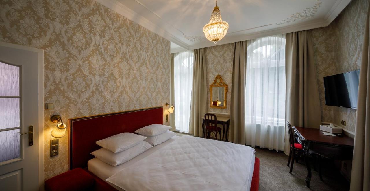 Villa Basileia Riverside Karlovy Vary Exterior foto