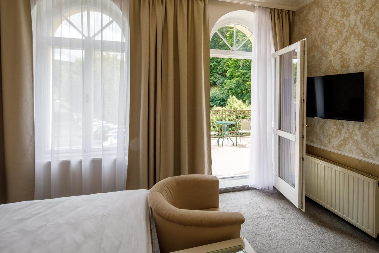 Villa Basileia Riverside Karlovy Vary Exterior foto