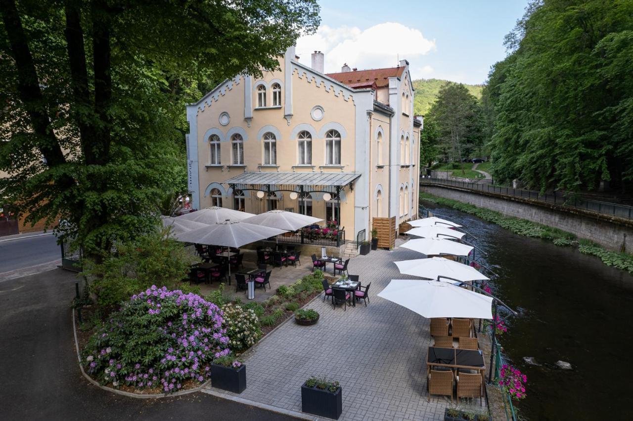 Villa Basileia Riverside Karlovy Vary Exterior foto