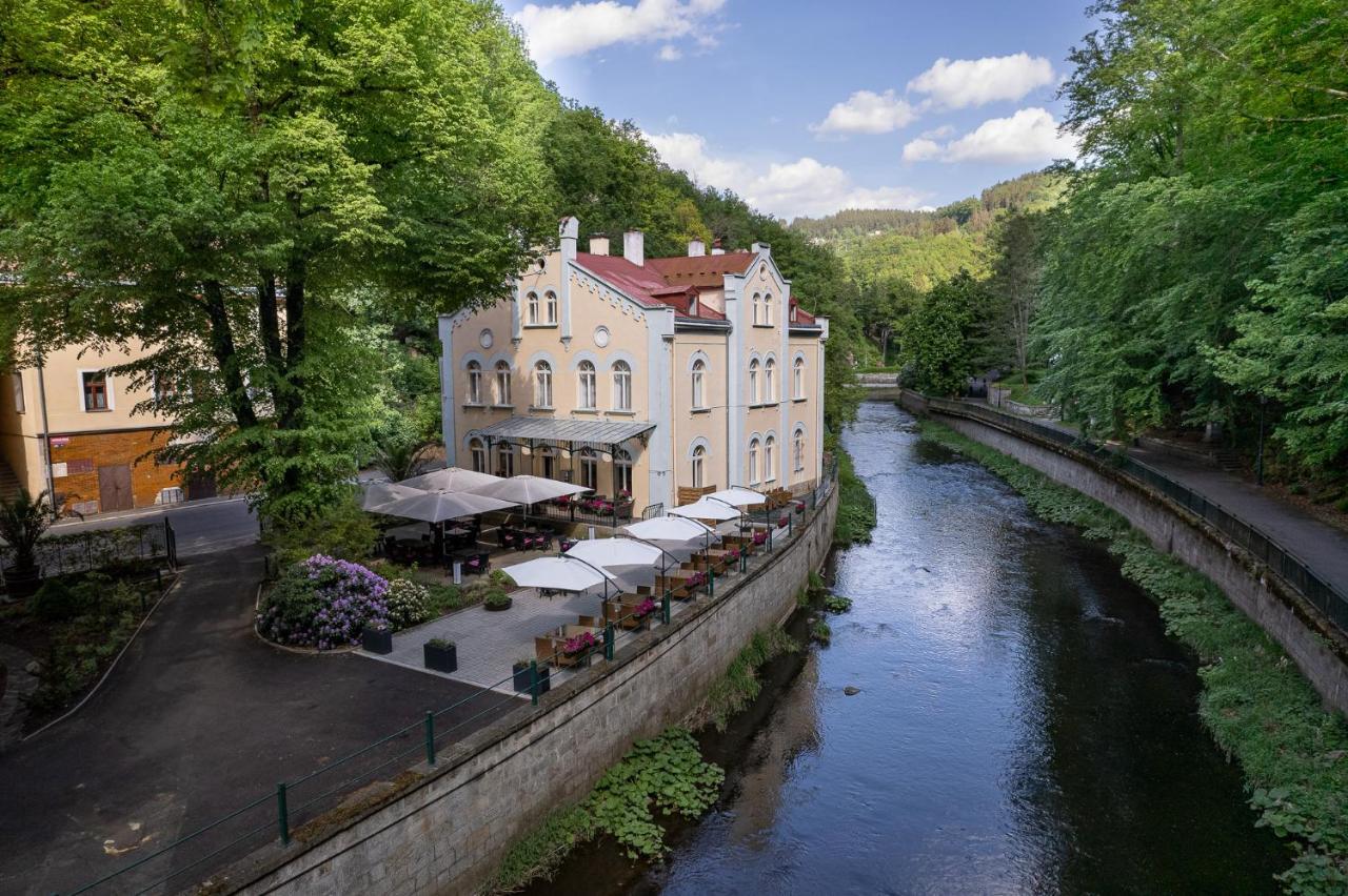 Villa Basileia Riverside Karlovy Vary Exterior foto